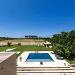 Cdb By Perle Di Puglia * Lecce